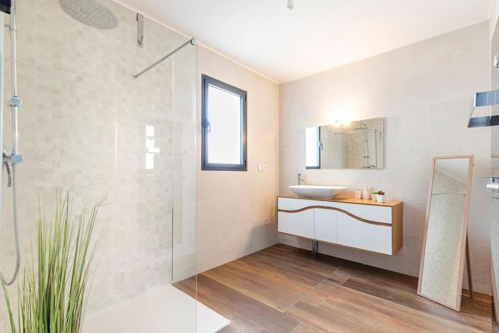 Villa Des Rives Du Tarn Avec Jacuzzi Montans Экстерьер фото